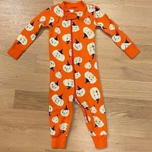 Hannah Andersson pumpkin print pajamas